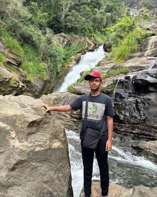 Harinandhan Praveen, Executive